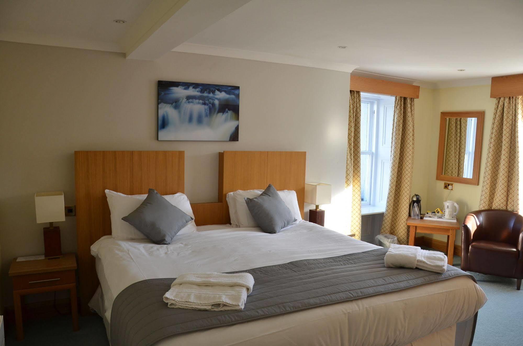 The Ship Inn - Winner Best Hotel Experience 2024 Visit Scotland Gatehouse of Fleet Buitenkant foto