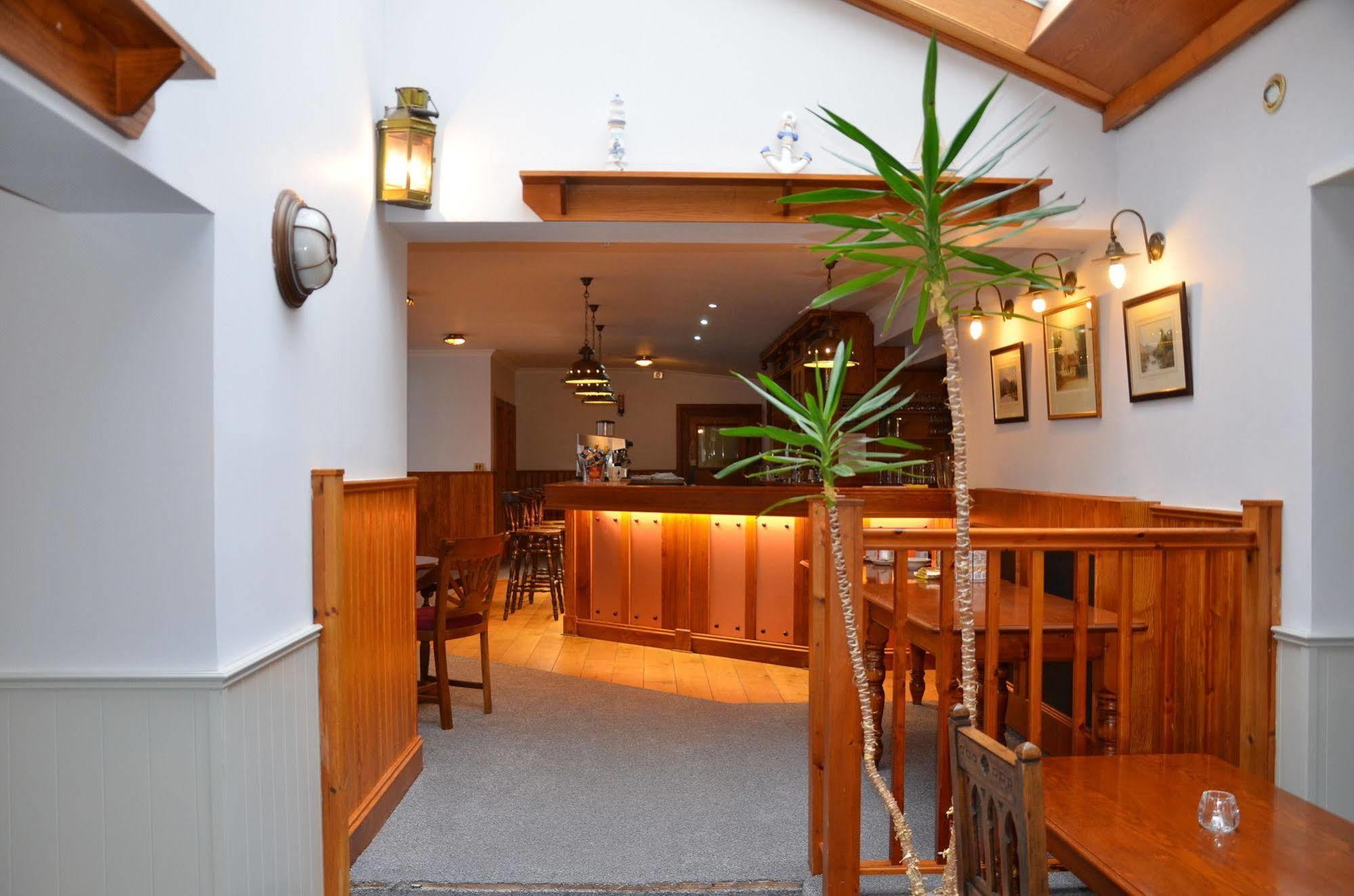 The Ship Inn - Winner Best Hotel Experience 2024 Visit Scotland Gatehouse of Fleet Buitenkant foto